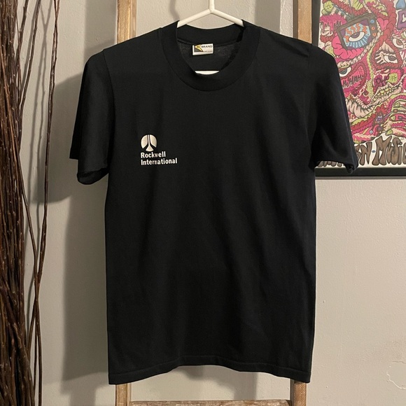 Vintage 1990’s single stitch Rockwell Int. t-shirt. Good condition. Small - Picture 1 of 5